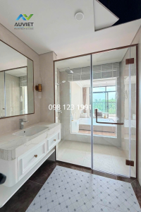 Lắp đặt cabin tắm kính cao cấp